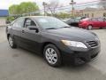 Black - Camry LE Photo No. 5
