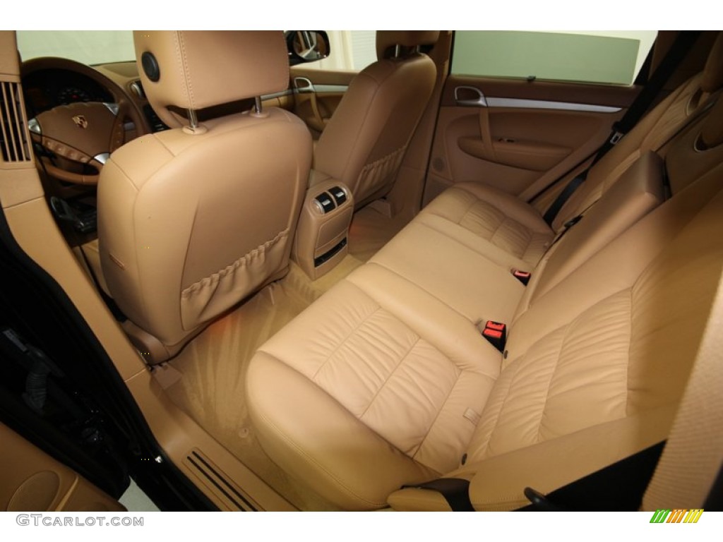 2010 Porsche Cayenne Tiptronic Rear Seat Photo #80404423