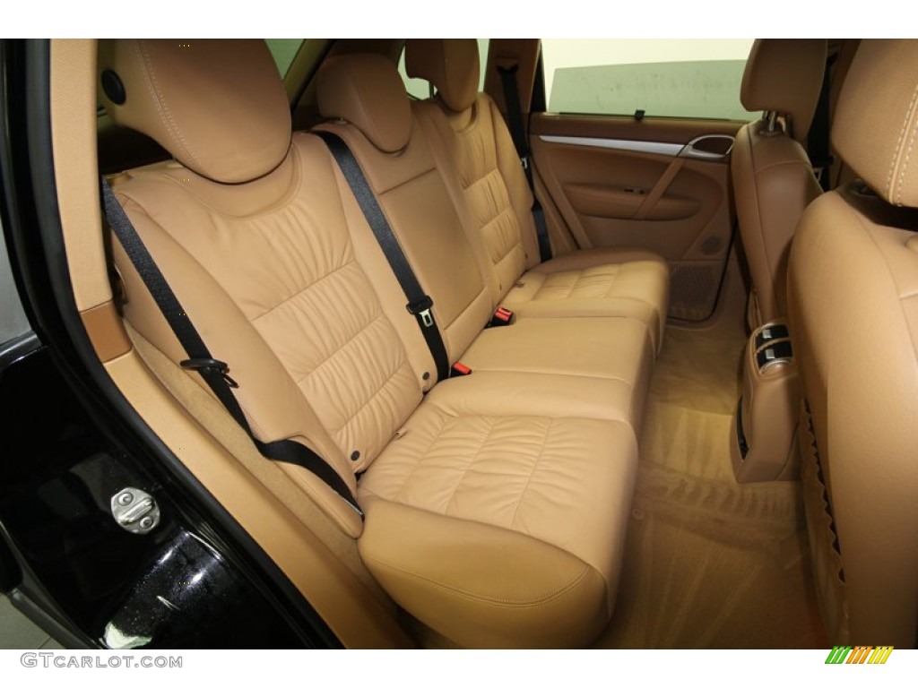 2010 Porsche Cayenne Tiptronic Rear Seat Photo #80404634
