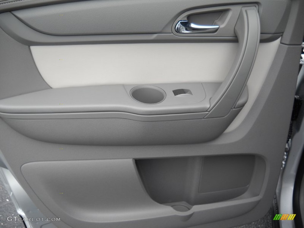 2013 Acadia SLE - Quicksilver Metallic / Light Titanium photo #13