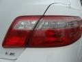 Super White - Camry LE Photo No. 19