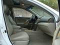 Super White - Camry LE Photo No. 23