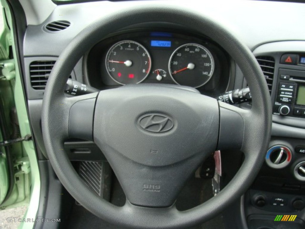 2011 Accent GL 3 Door - Apple Green Metallic / Black photo #12