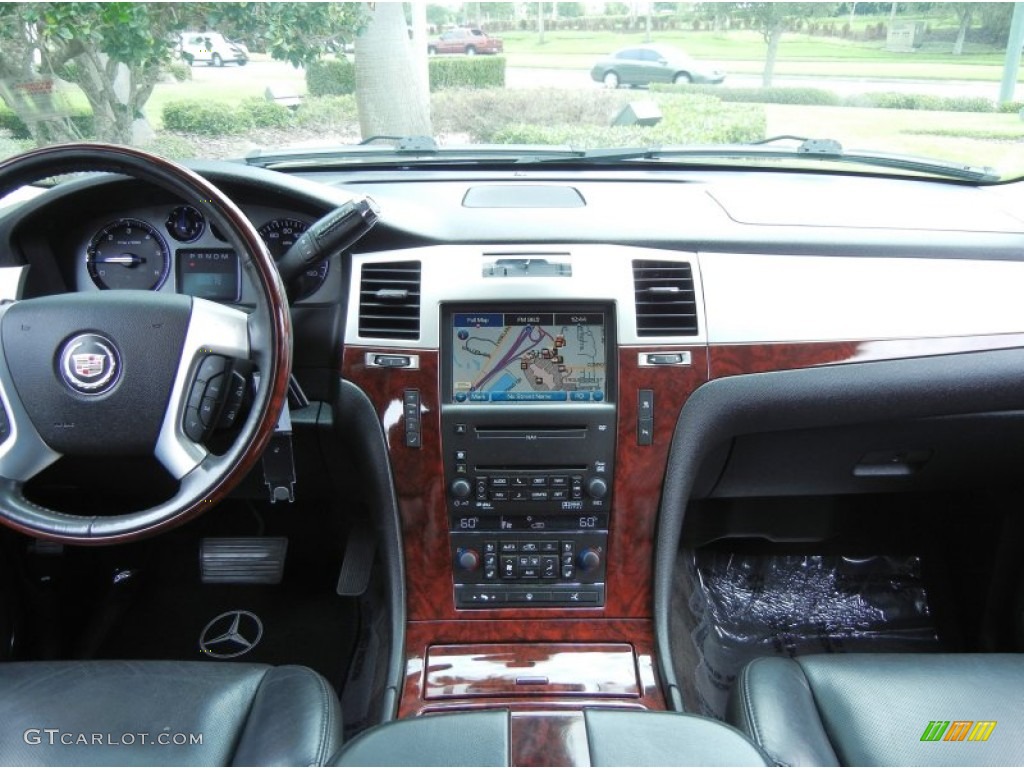 2008 Cadillac Escalade ESV Ebony Dashboard Photo #80410441