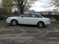 Oxford White - Taurus SEL Photo No. 2