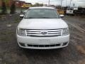 Oxford White - Taurus SEL Photo No. 8