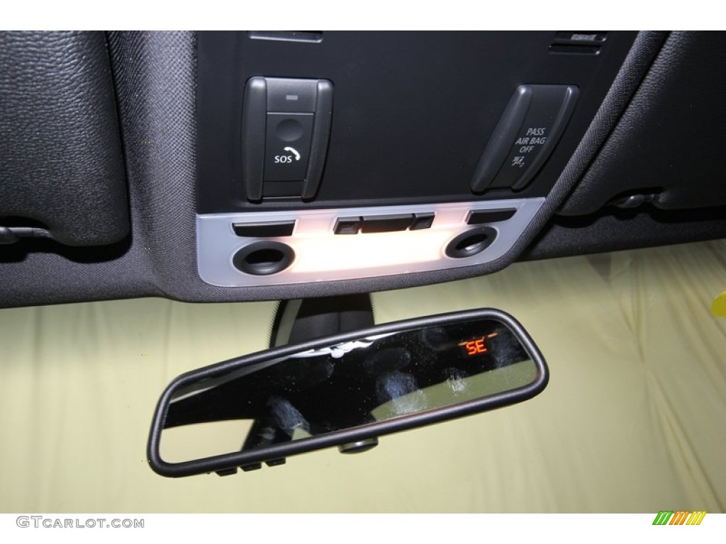 2013 BMW M3 Coupe Controls Photo #80421286