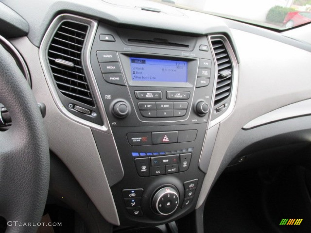 2013 Hyundai Santa Fe Sport AWD Controls Photo #80423521