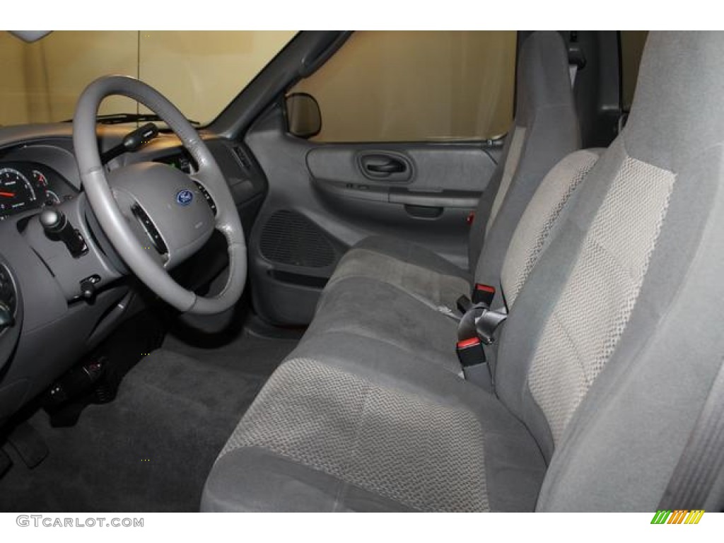 Medium Graphite Grey Interior 2003 Ford F150 XLT Regular Cab 4x4 Photo #80423652