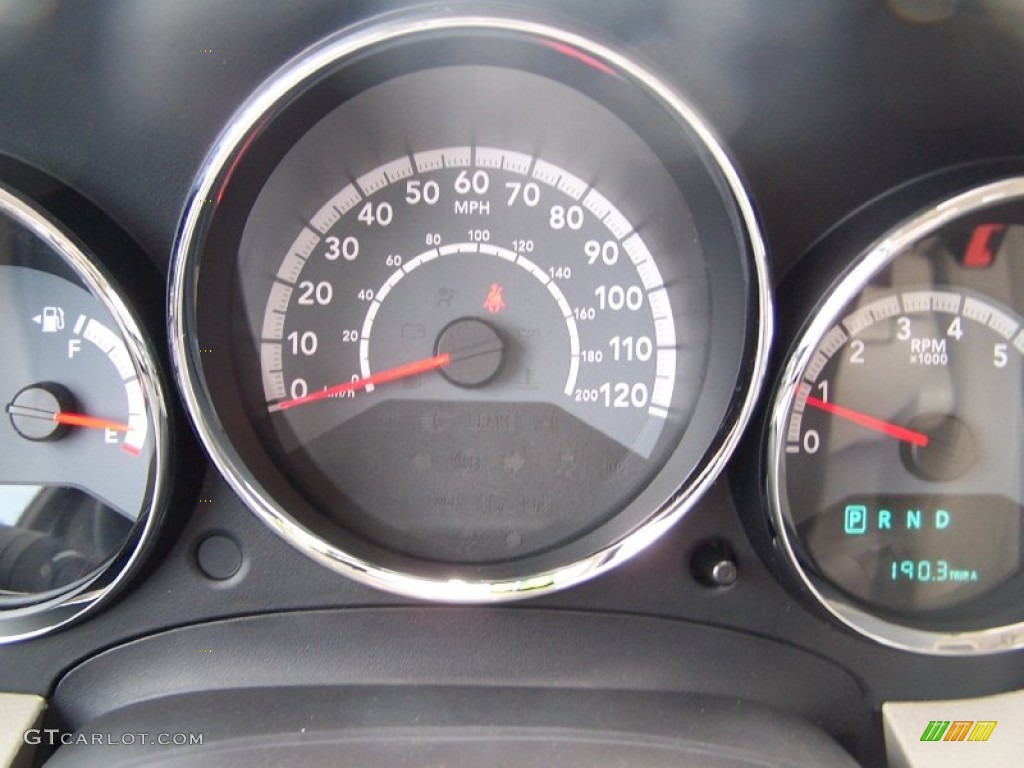 2012 Caliber SXT - Tungsten Metallic / Dark Slate Gray/Medium Graystone photo #16