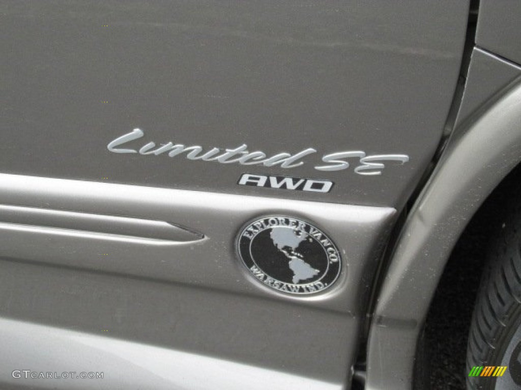 2011 Express 1500 AWD Passenger Conversion Van - Sandstone Metallic / Neutral photo #3