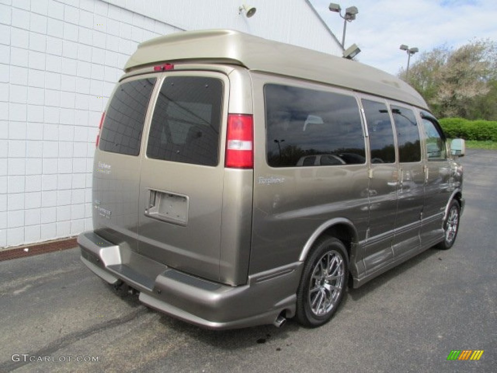 2011 Express 1500 AWD Passenger Conversion Van - Sandstone Metallic / Neutral photo #9