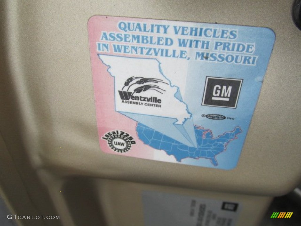 2011 Express 1500 AWD Passenger Conversion Van - Sandstone Metallic / Neutral photo #42