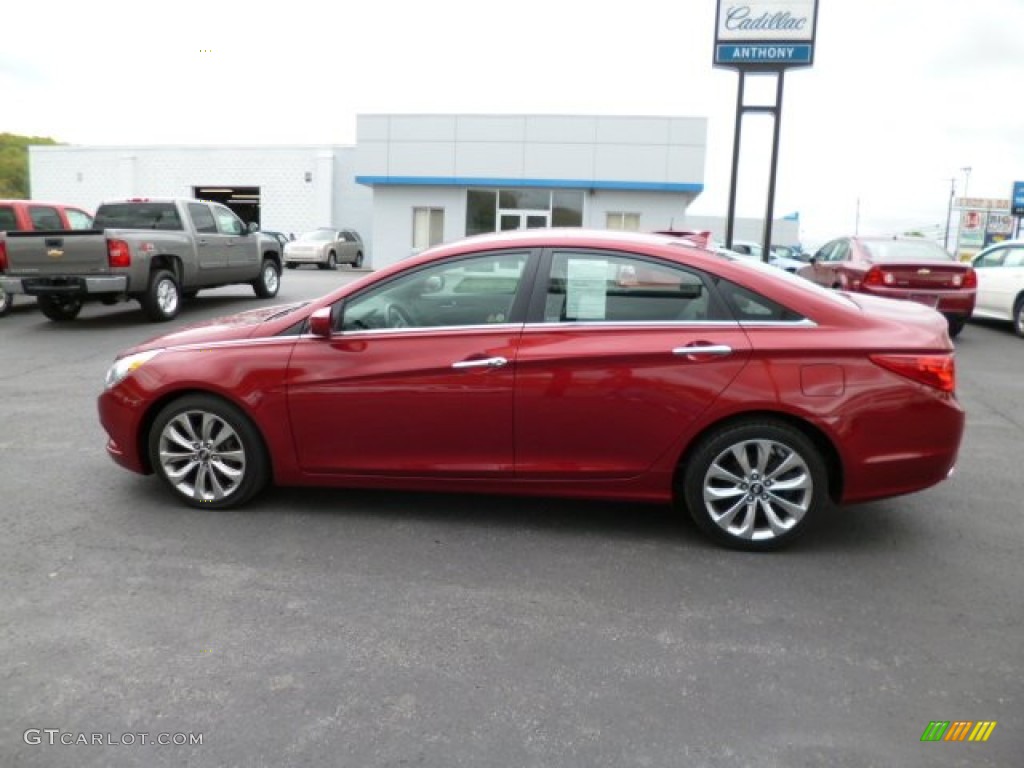 2011 Sonata SE - Venetian Red / Black photo #4
