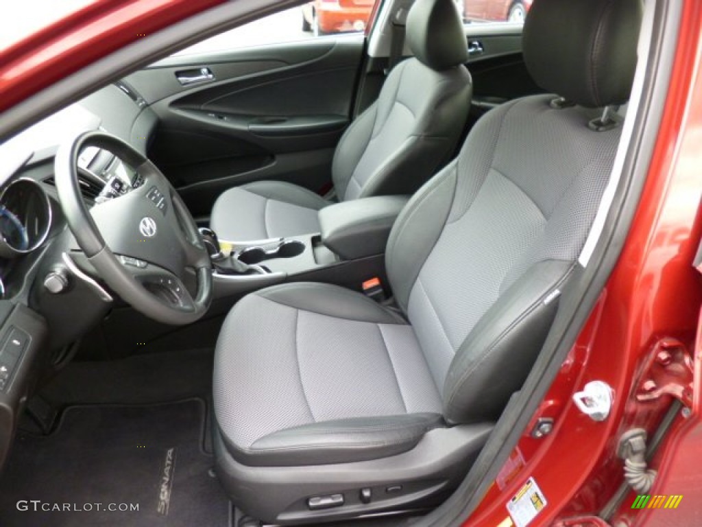 2011 Sonata SE - Venetian Red / Black photo #15