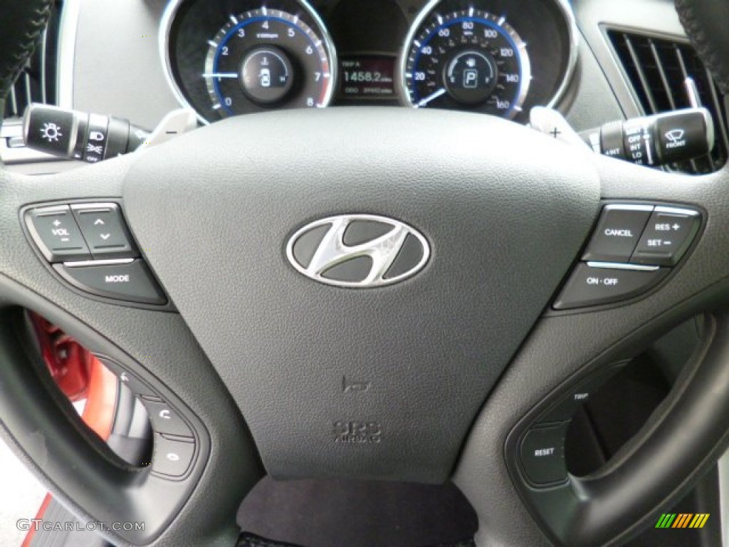 2011 Sonata SE - Venetian Red / Black photo #18