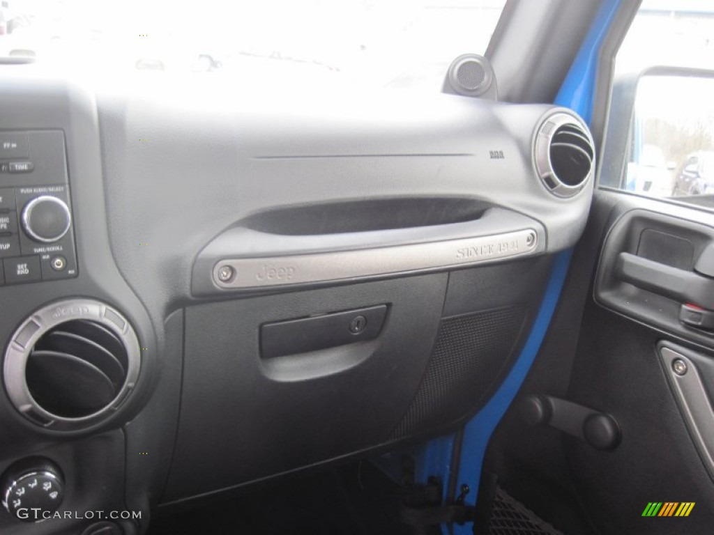 2012 Wrangler Unlimited Sahara Mopar JK-8 Conversion 4x4 - Cosmos Blue / Black photo #25
