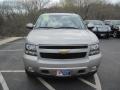 Silver Birch Metallic - Suburban LT 4x4 Photo No. 2