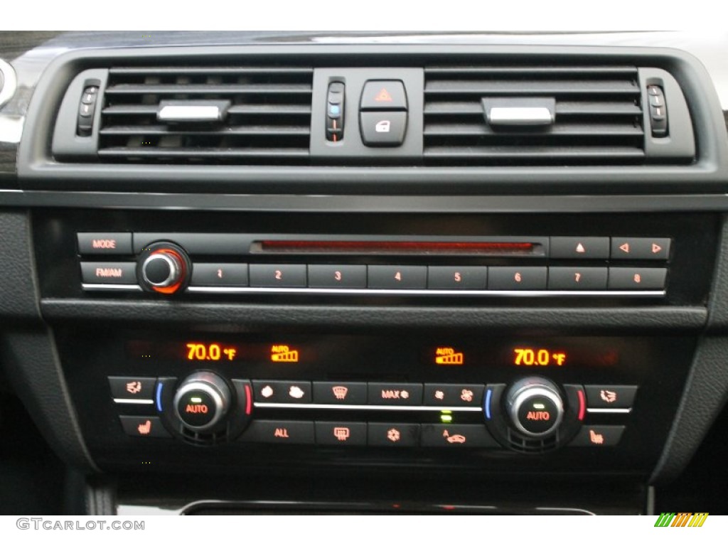 2011 BMW 5 Series 550i Sedan Controls Photo #80429993