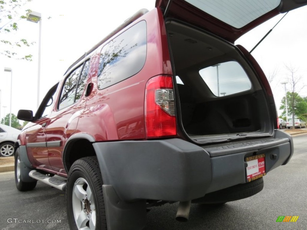 2004 Xterra SE - Thermal Red Metallic / Gray photo #10