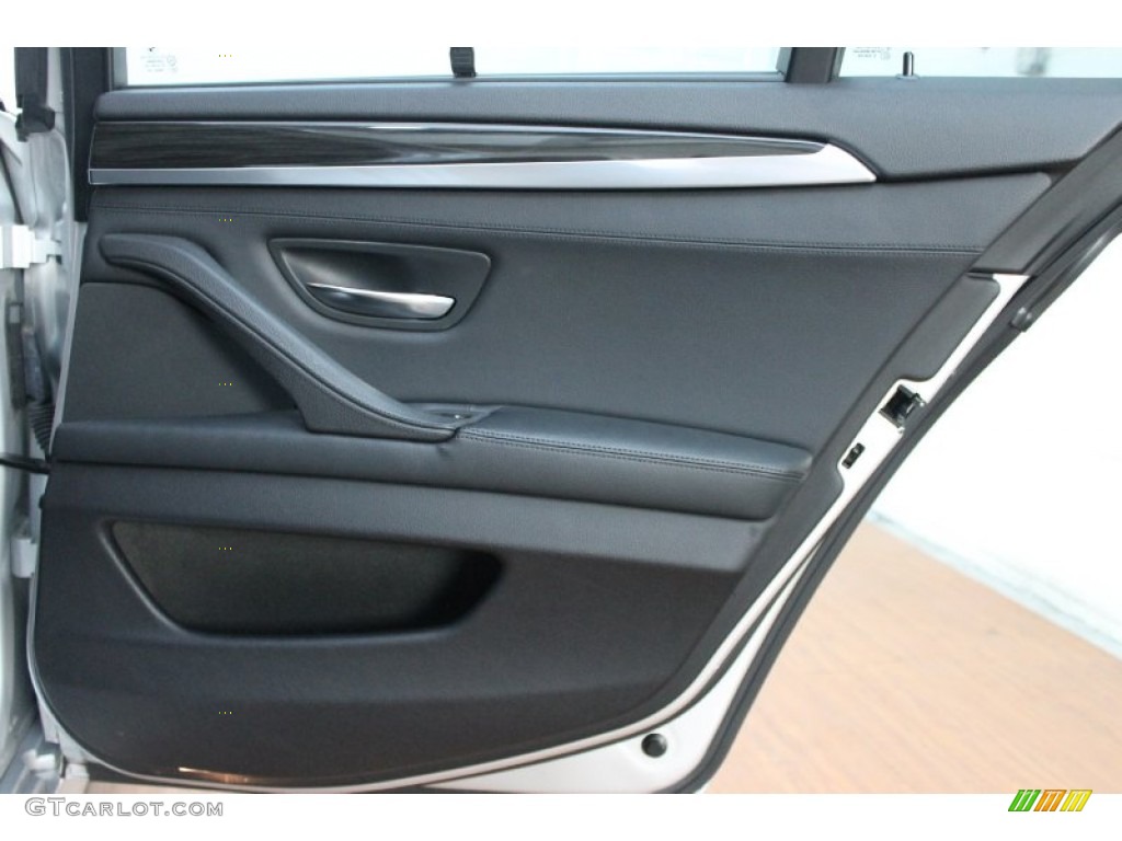 2011 BMW 5 Series 550i Sedan Black Door Panel Photo #80430351