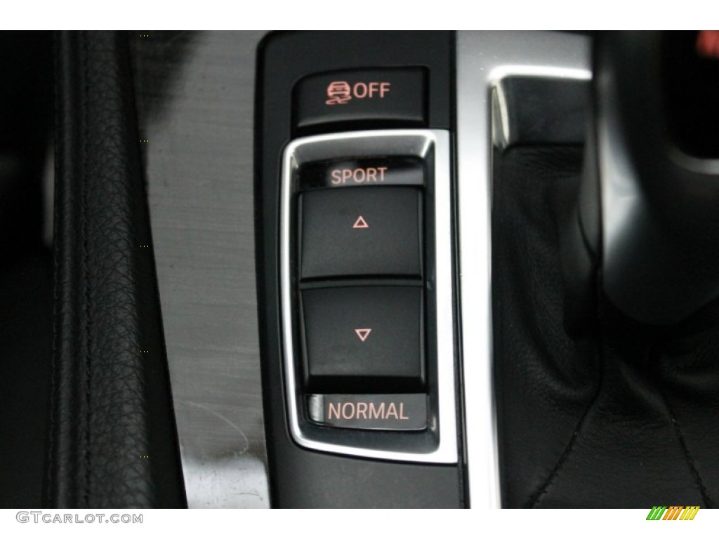 2011 BMW 5 Series 550i Sedan Controls Photo #80430410