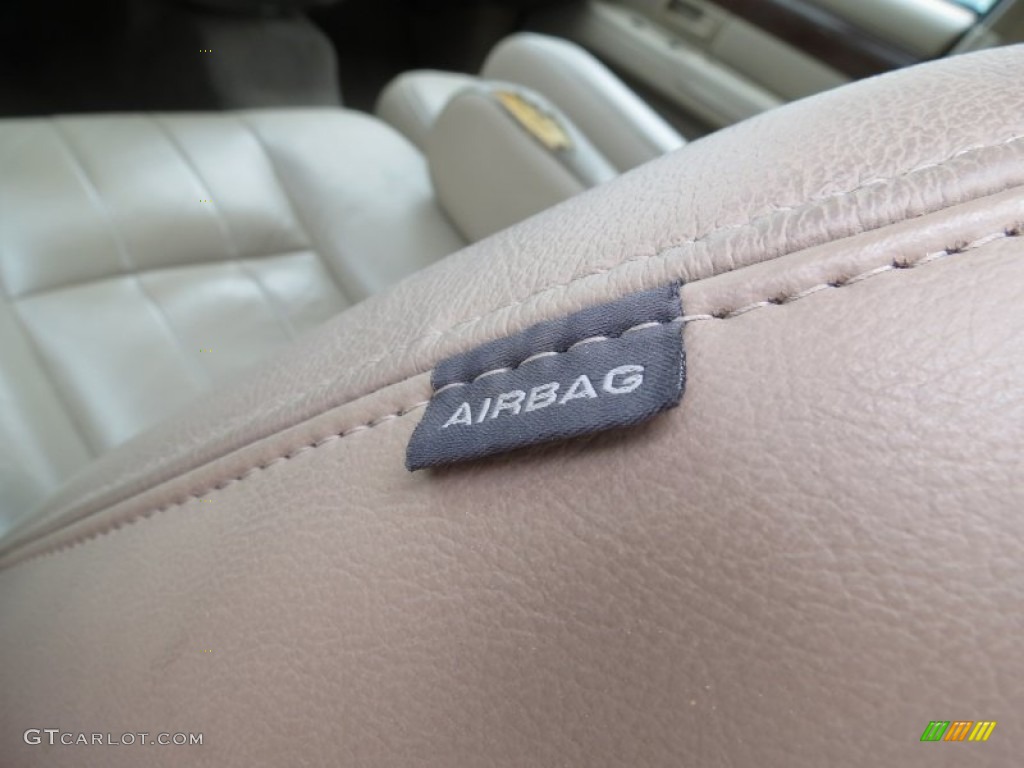 2004 Grand Marquis LS - Dark Toreador Red Metallic / Medium Parchment photo #10