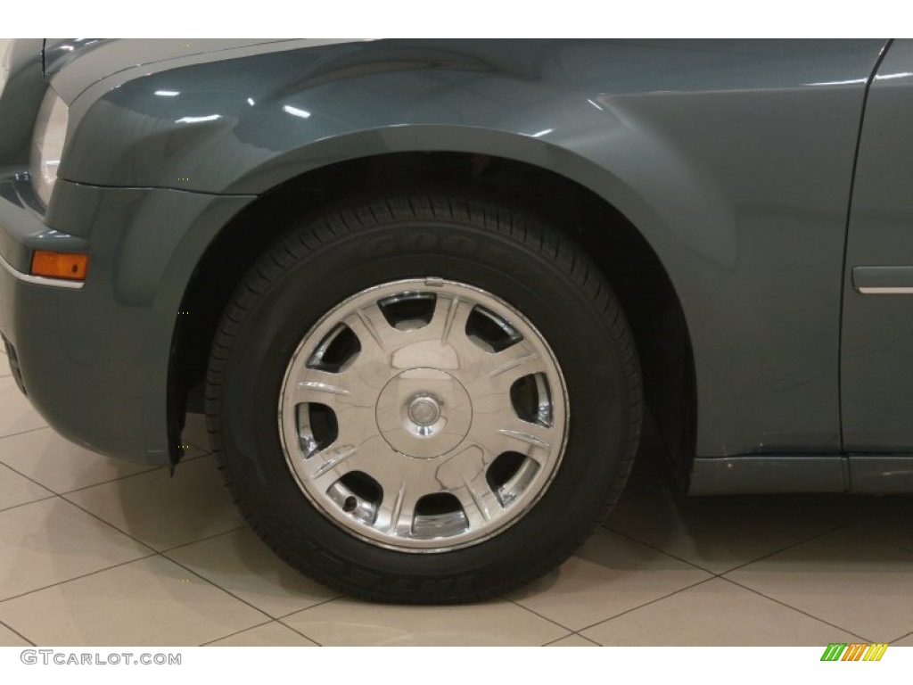 2005 300 Touring - Magnesium Pearl / Dark Slate Gray/Medium Slate Gray photo #16