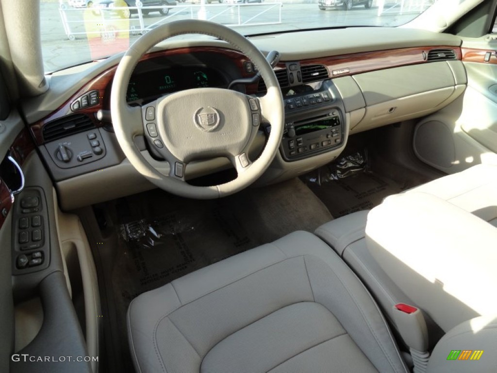 Shale Interior 2005 Cadillac DeVille Sedan Photo #80433461