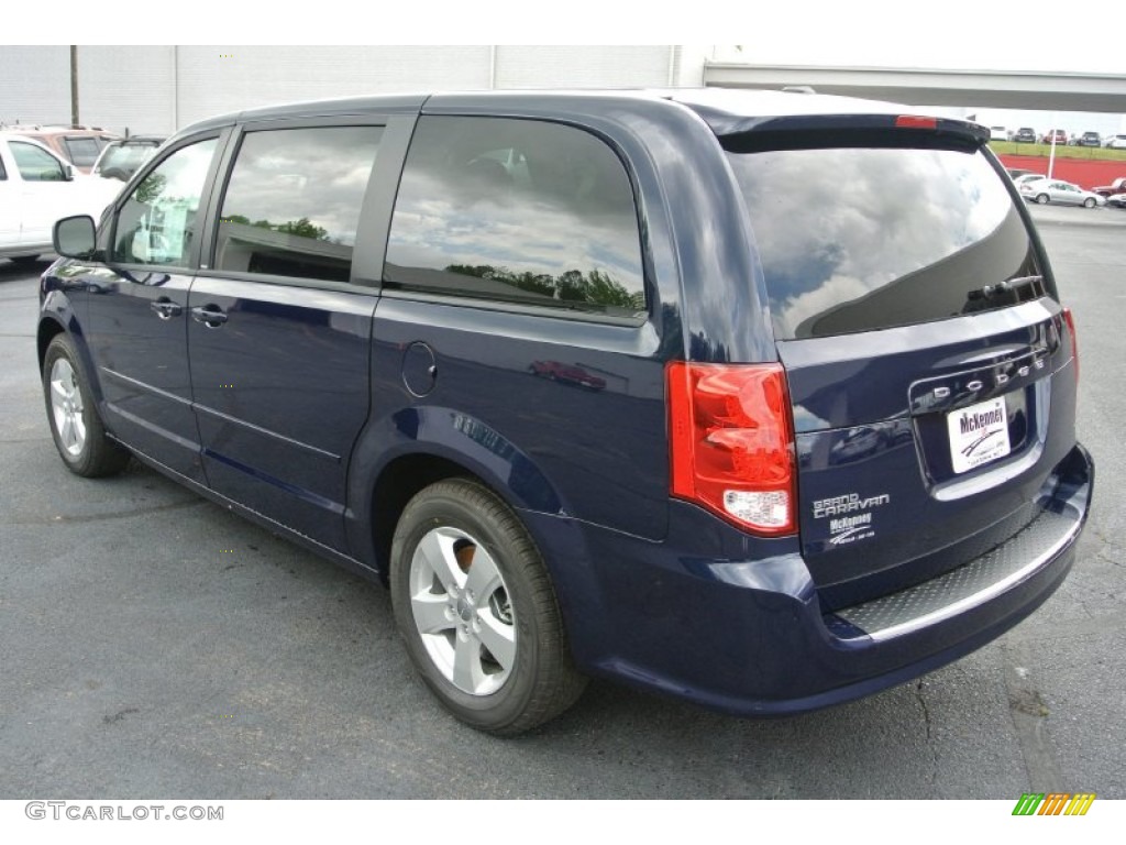 2013 Grand Caravan SE - True Blue Pearl / Black/Light Graystone photo #4