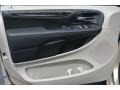 Sandstone - Grand Caravan SE Photo No. 10