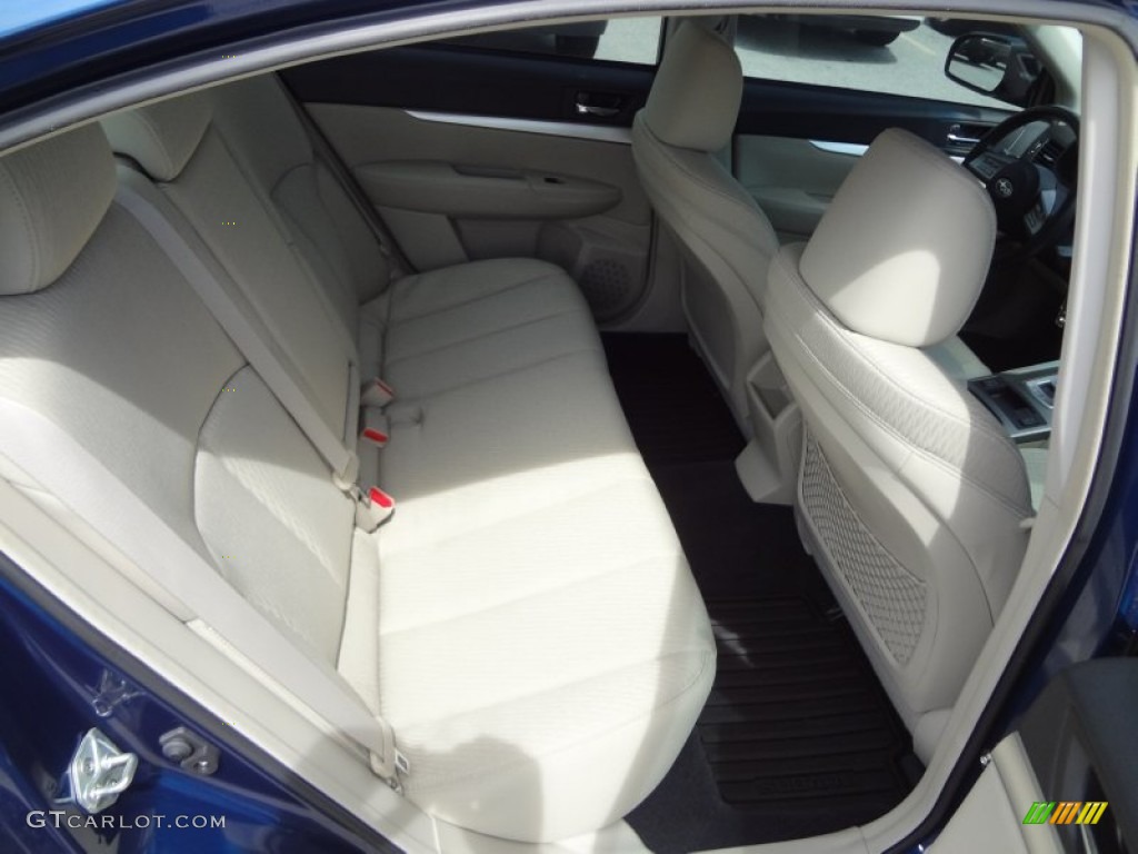 2010 Legacy 2.5i Premium Sedan - Azurite Blue Metallic / Warm Ivory photo #20