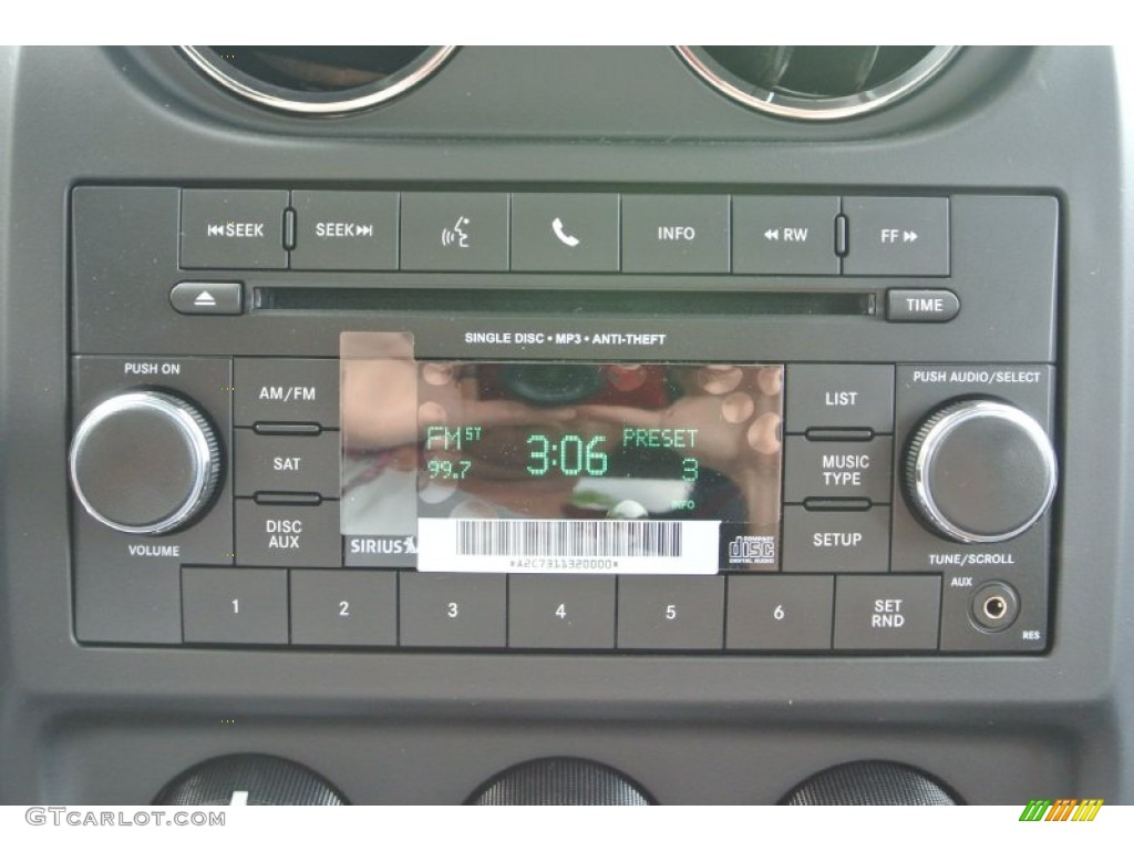 2014 Jeep Patriot Latitude Audio System Photo #80437874