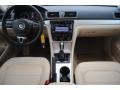 Candy White - Passat 2.5L SE Photo No. 22