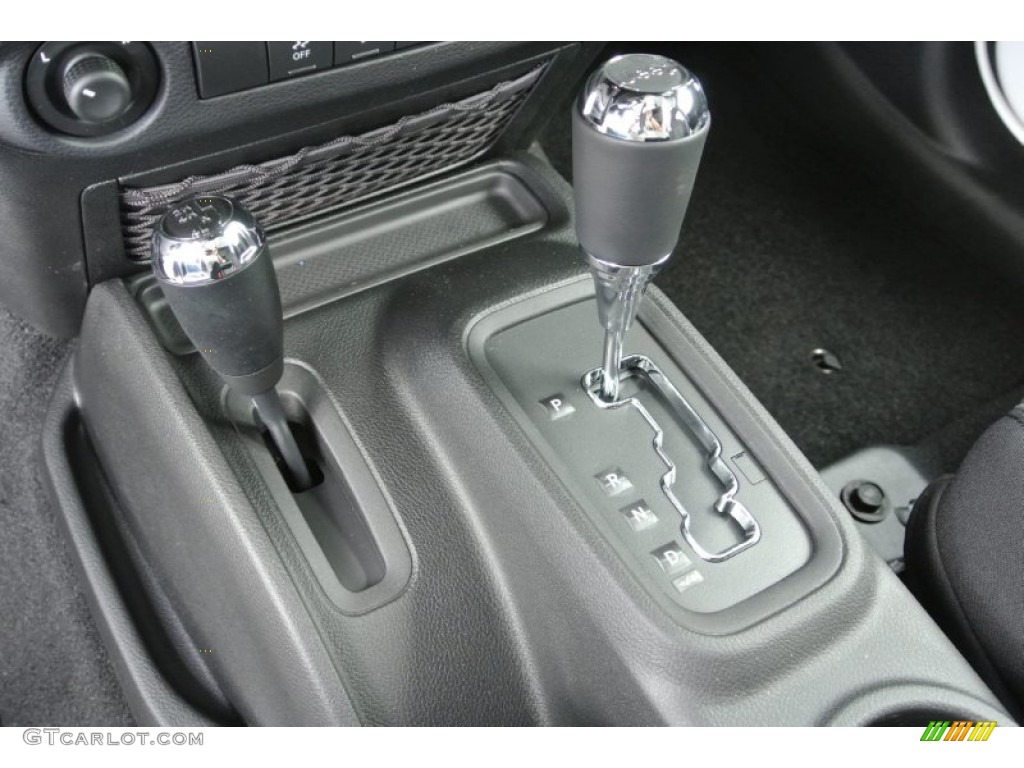 2013 Jeep Wrangler Unlimited Sport S 4x4 5 Speed Automatic Transmission Photo #80438775