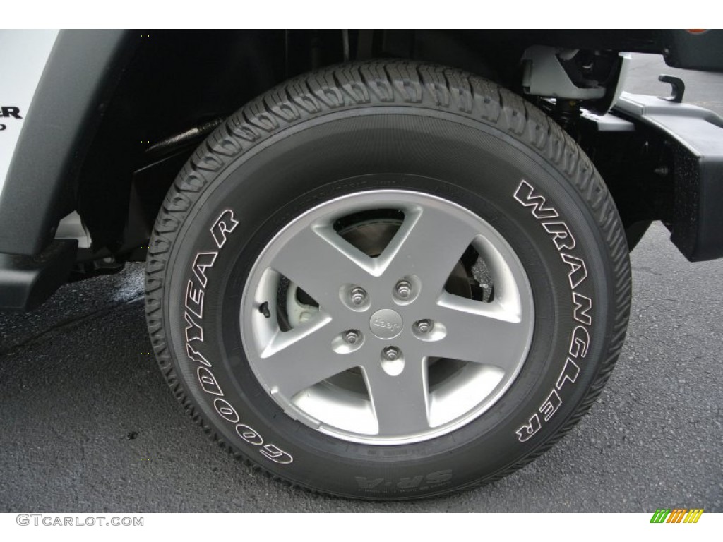 2013 Jeep Wrangler Unlimited Sport S 4x4 Wheel Photos