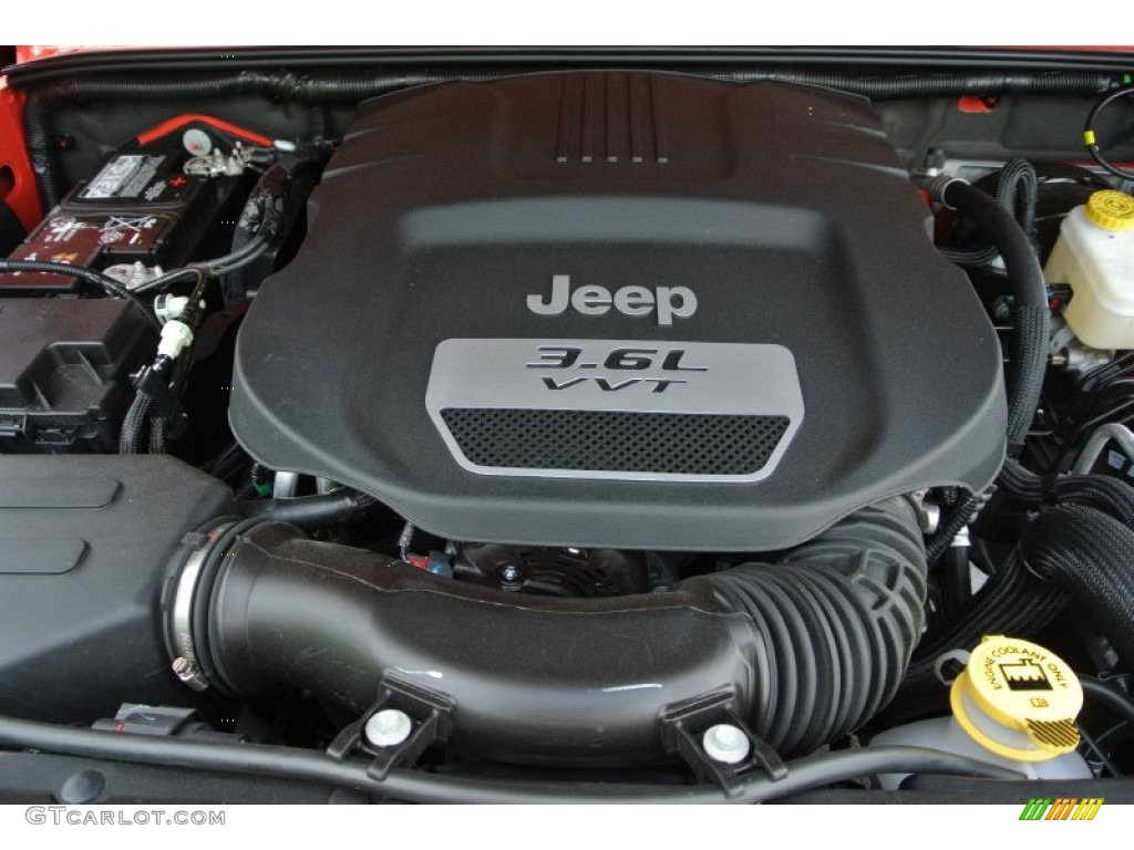 2013 Jeep Wrangler Unlimited Sahara 4x4 3.6 Liter DOHC 24-Valve VVT Pentastar V6 Engine Photo #80439497