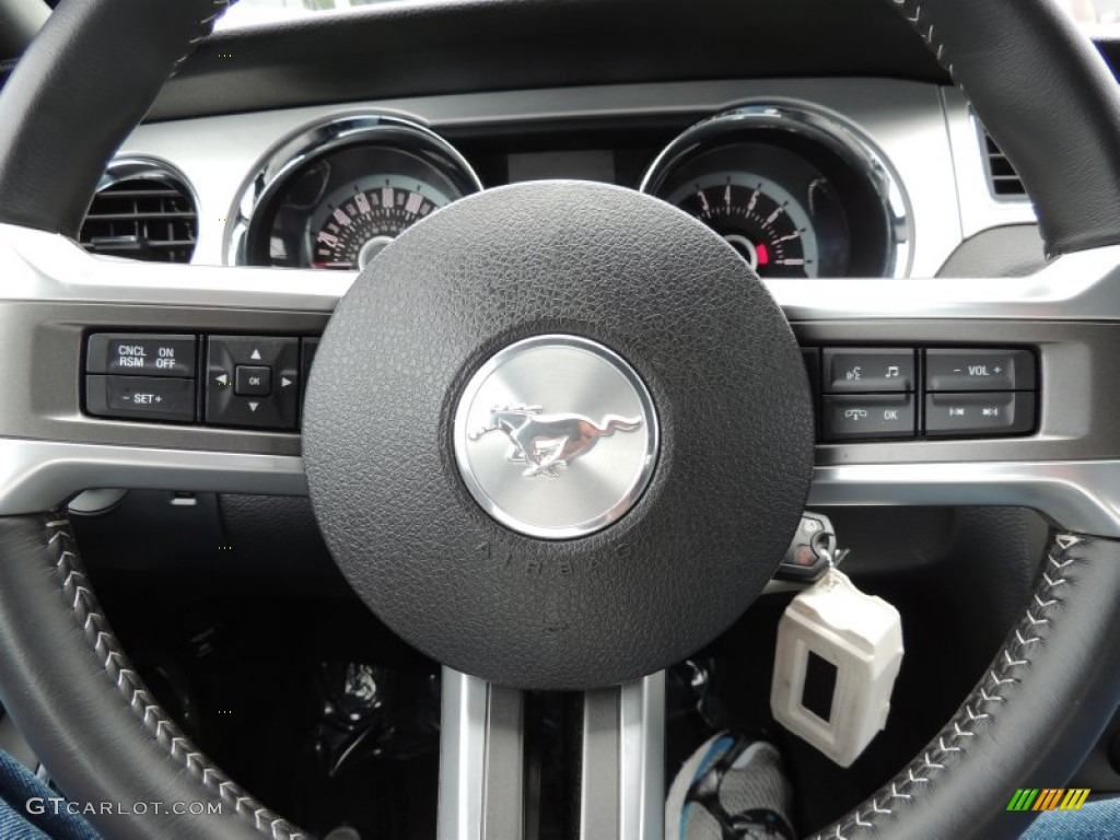 2013 Mustang V6 Premium Convertible - Grabber Blue / Charcoal Black photo #16