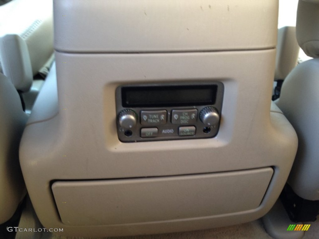 2003 Lexus LX 470 4x4 Entertainment System Photo #80442861