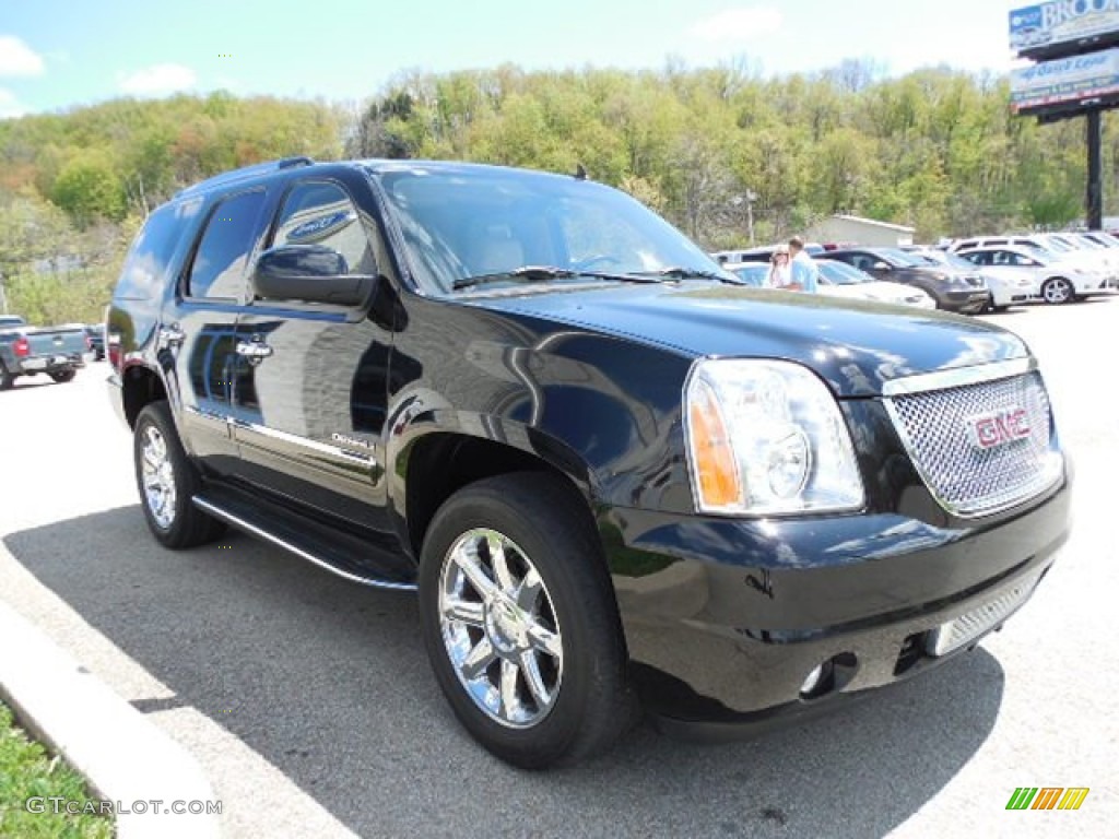 Onyx Black 2011 GMC Yukon Denali AWD Exterior Photo #80444555