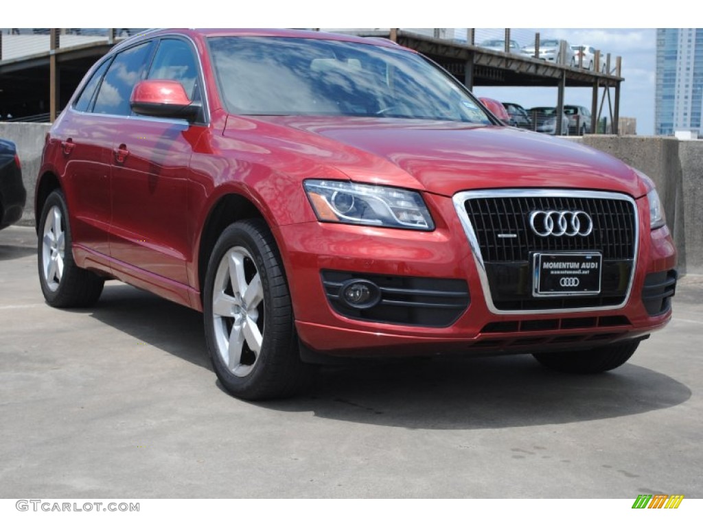 2010 Q5 3.2 quattro - Garnet Red Pearl Effect / Black photo #1