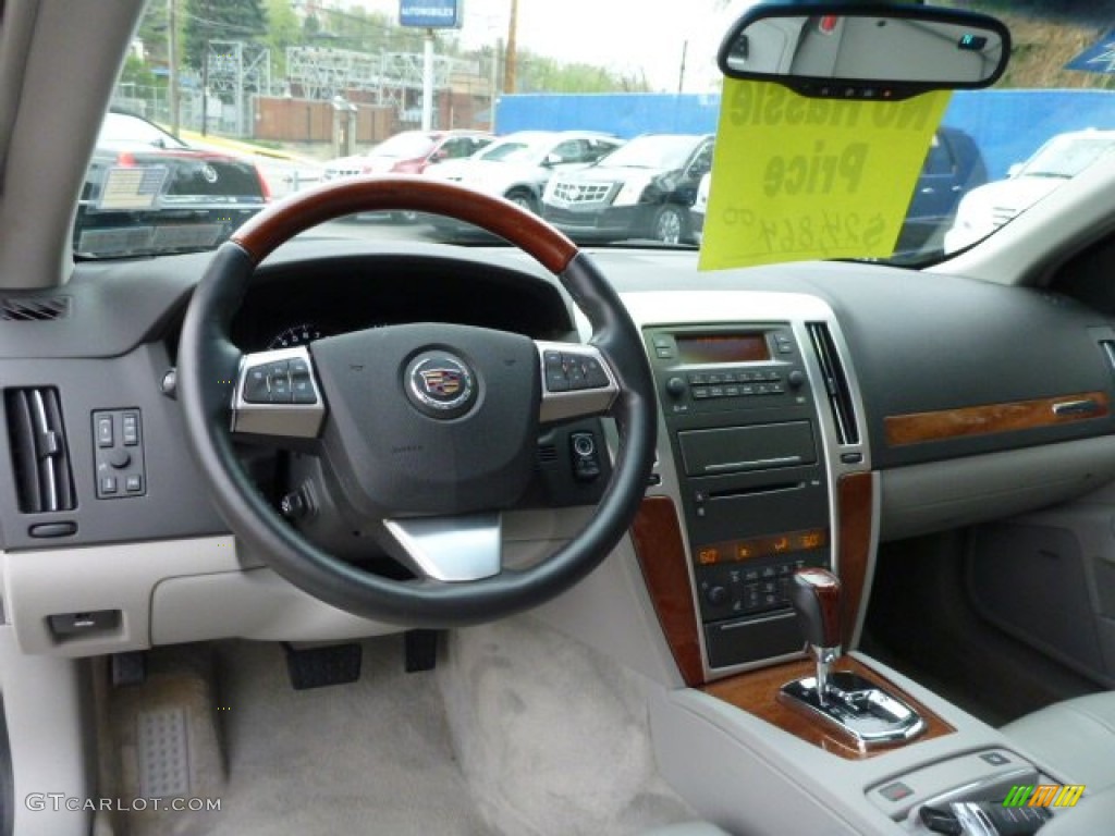 2009 STS 4 V6 AWD - Radiant Silver / Light Gray photo #5
