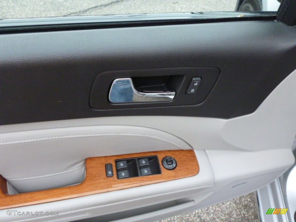 2009 STS 4 V6 AWD - Radiant Silver / Light Gray photo #6