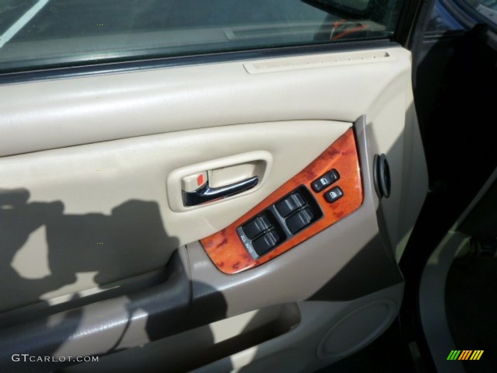 2001 RX 300 AWD - Black Onyx / Ivory photo #16