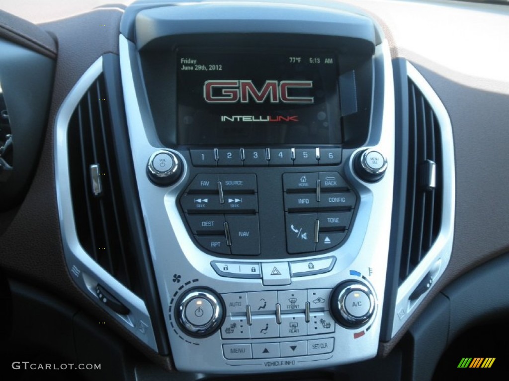 2013 GMC Terrain SLT AWD Controls Photo #80453315