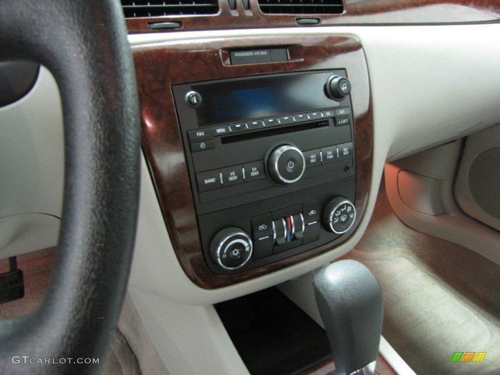 2010 Impala LS - Cyber Gray Metallic / Gray photo #20