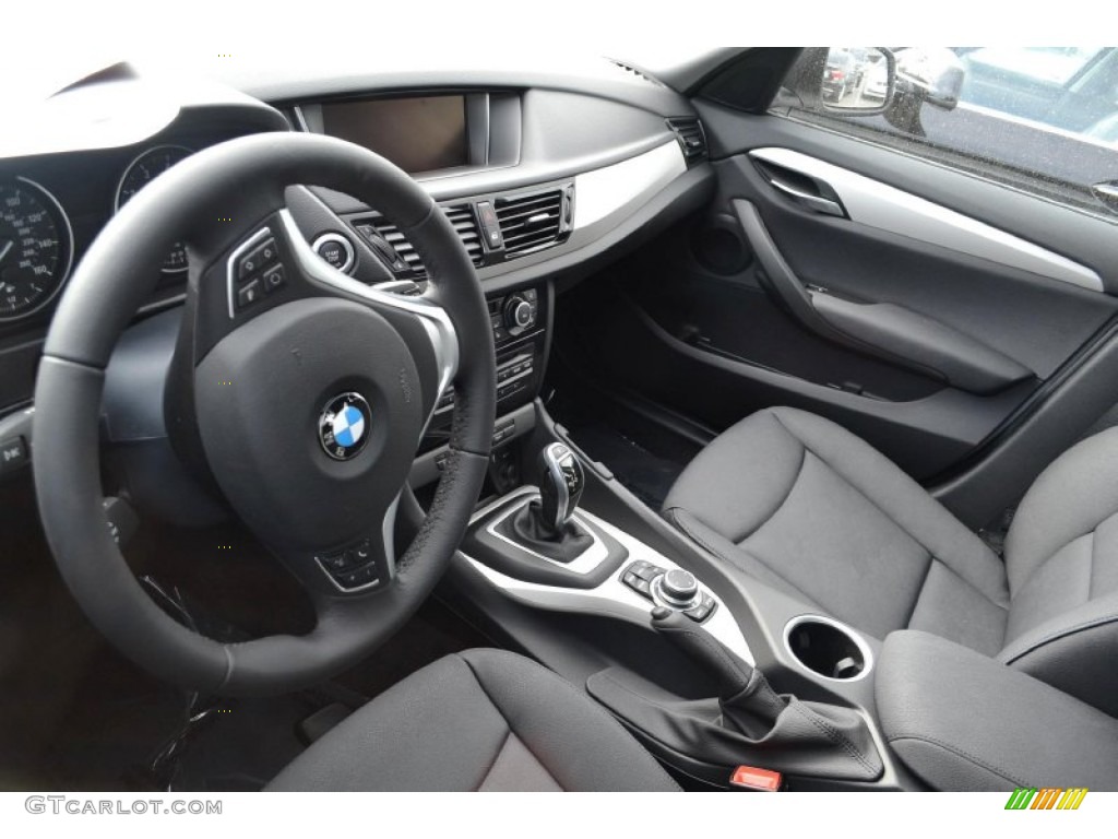 Black Interior 2014 BMW X1 sDrive28i Photo #80458265