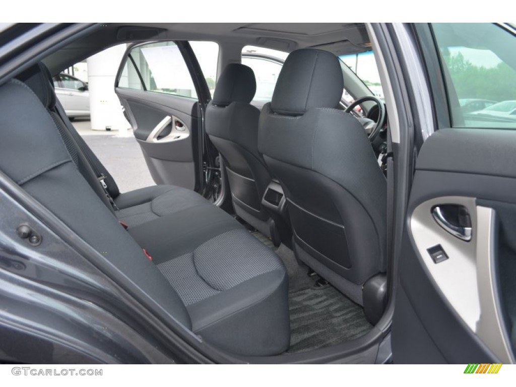 2010 Toyota Camry SE Rear Seat Photos