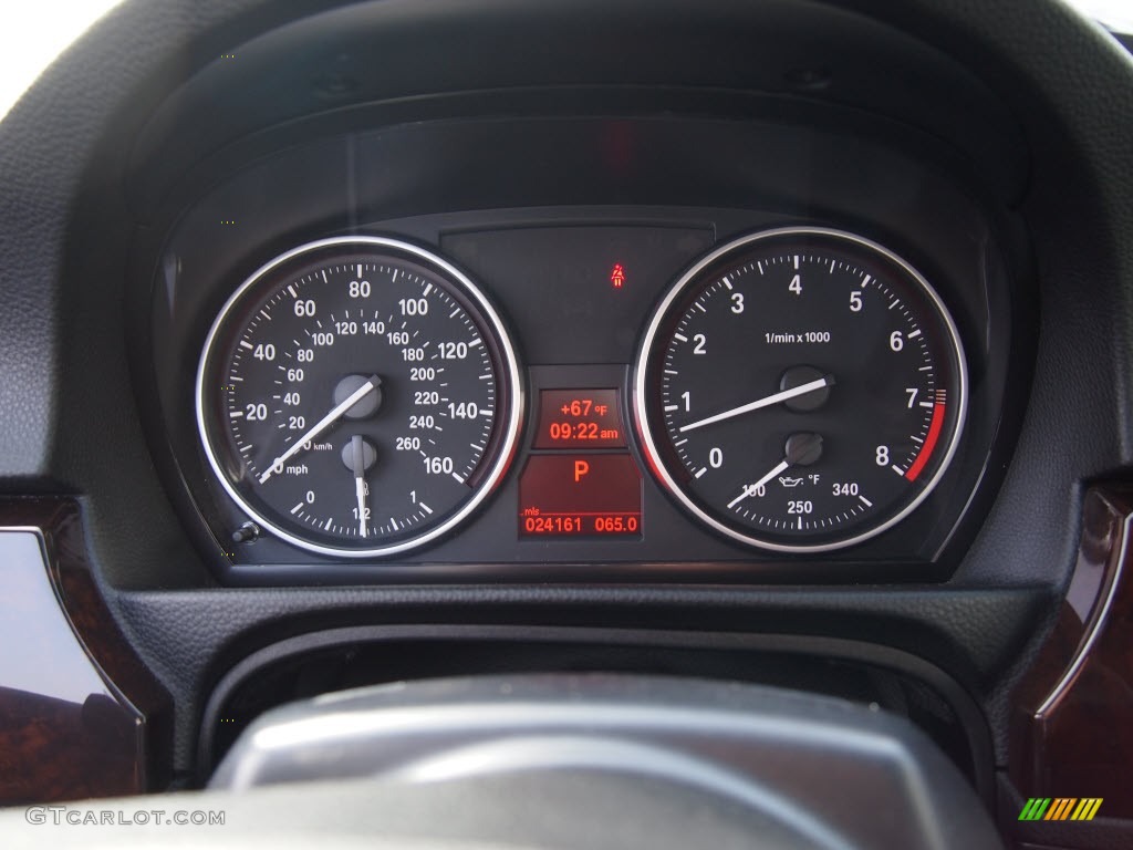 2010 3 Series 335i Convertible - Black Sapphire Metallic / Black photo #15