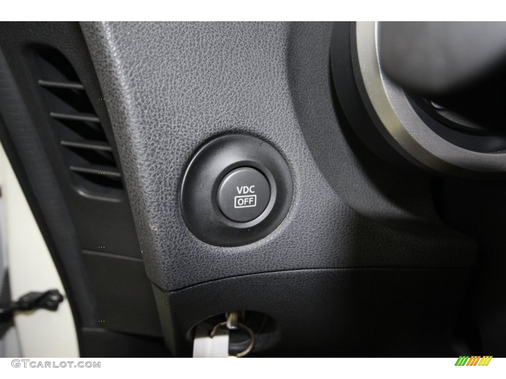 2009 Nissan 370Z Sport Touring Coupe Controls Photo #80460830